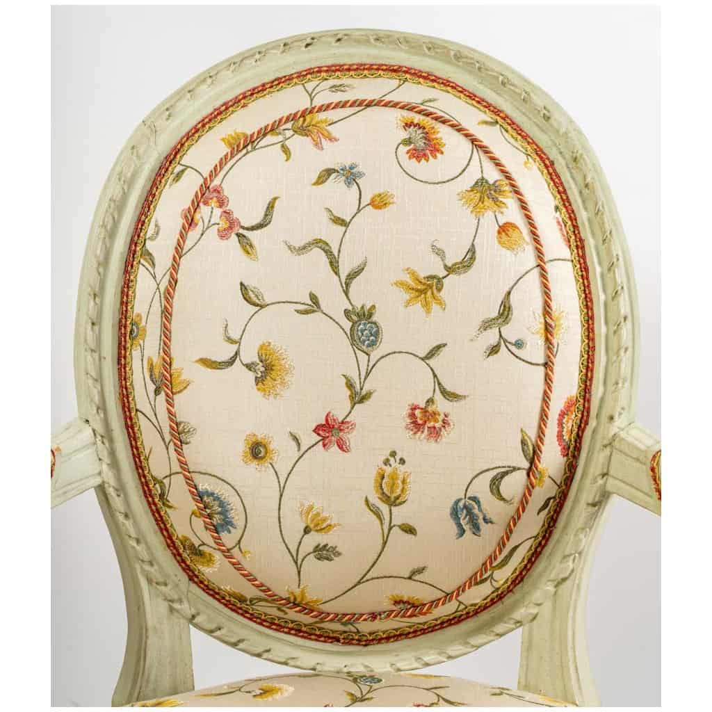Claude Gorgu – Quatre fauteuils en hêtre laqué époque Louis XVI vers 1790 provenant de l’Hôtel de Jarnac 5