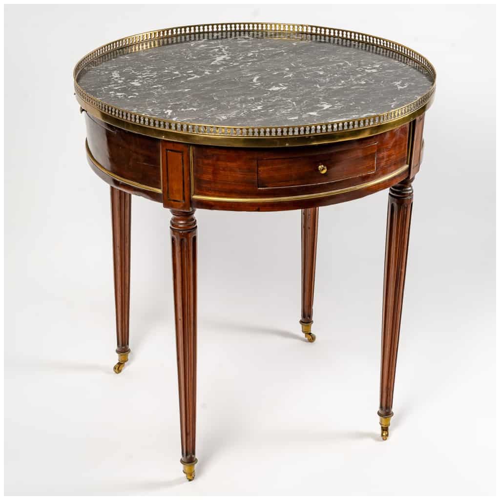 Table bouillotte d’époque Louis XVI. 3