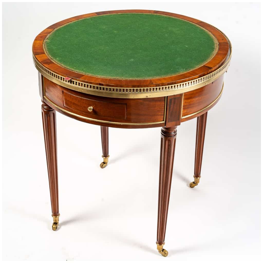 Louis period hot water bottle table XVI (1774 – 1793). 6