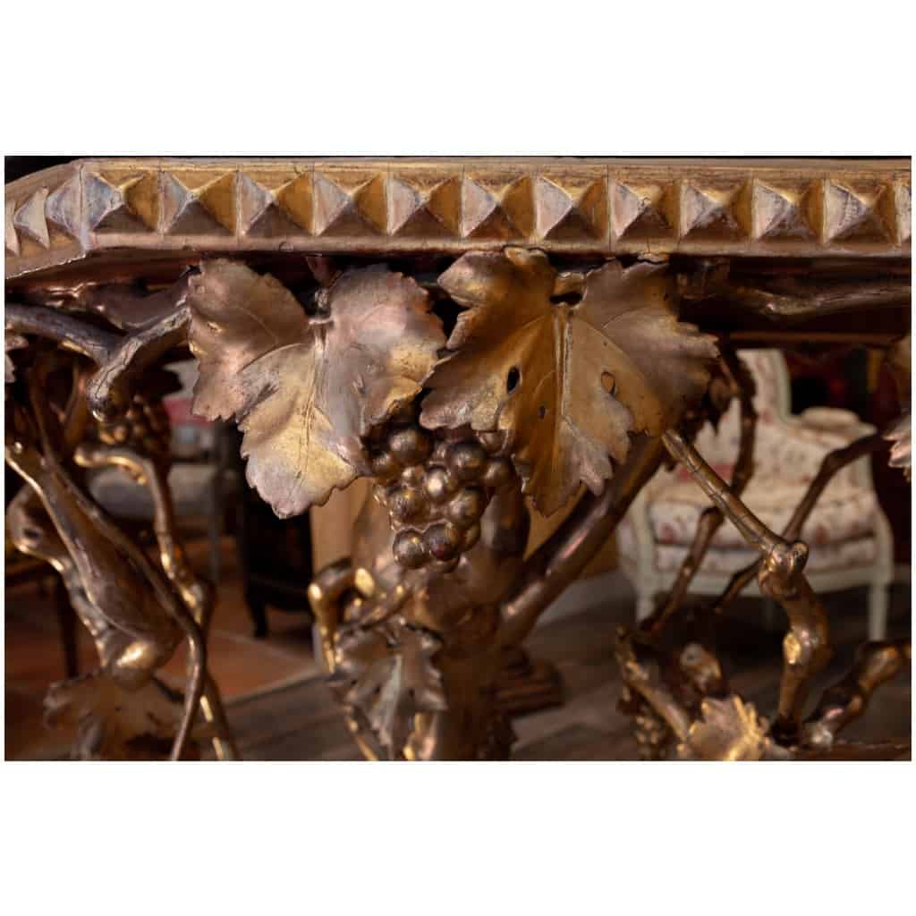 Guéridon aux Putti en bois doré et plateau en marqueterie de marbre Florence XIXème siècle 9