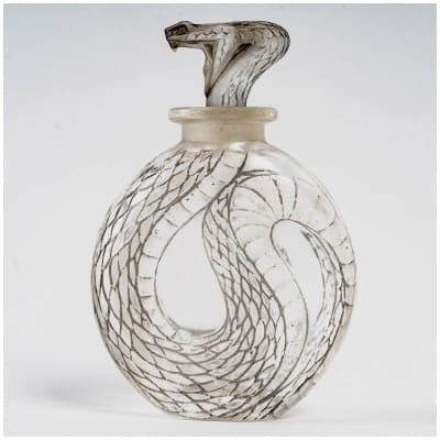 1920 René Lalique – Flacon Serpent Verre Blanc Patiné Gris