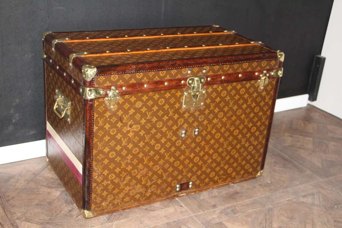 Malle Louis Vuitton ancienne 75 cm des ann es 1920 Les Puces de