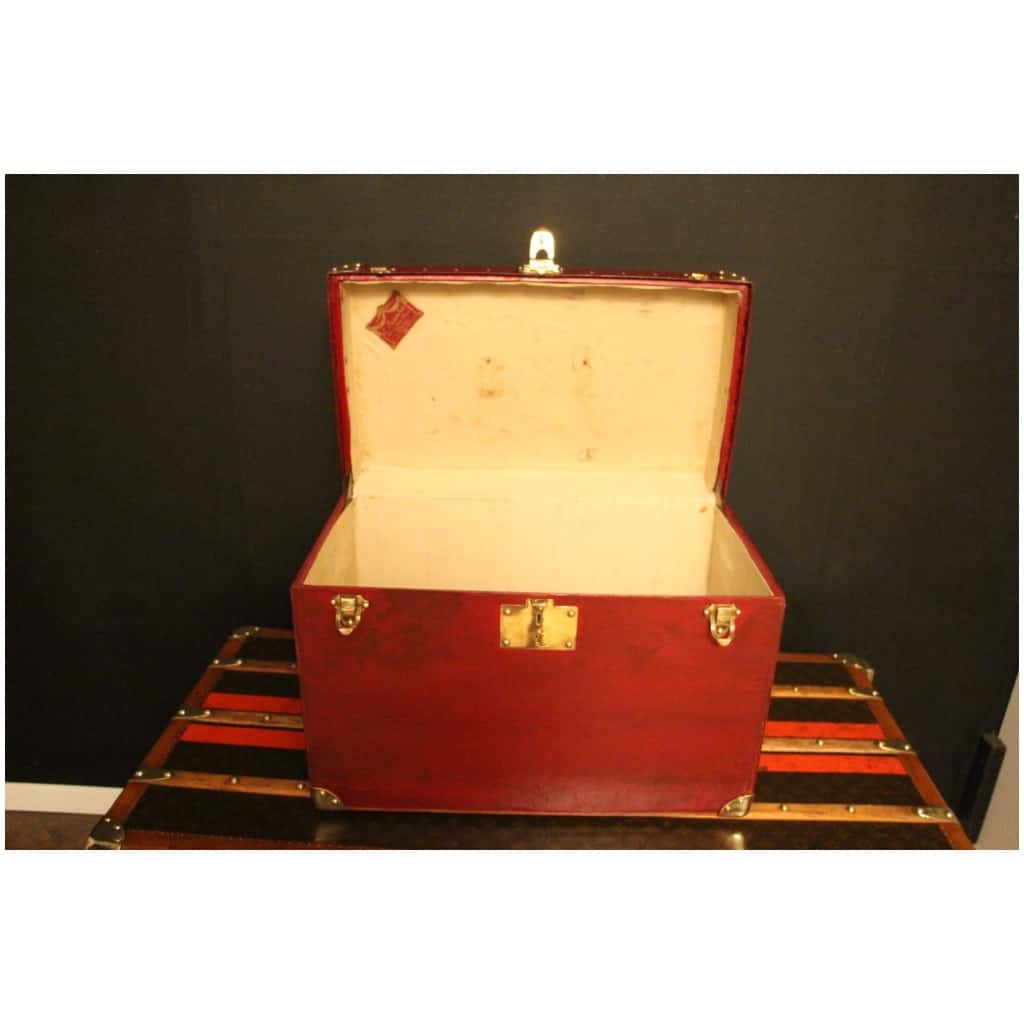 Red Goyard trunk Hermes 16