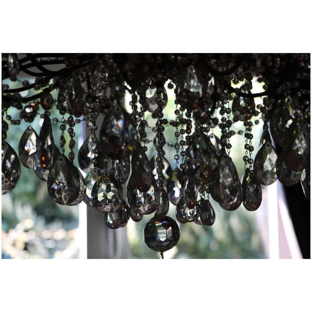 Italian chandelier with crystal pendants and carved wood from the 19th century 15
