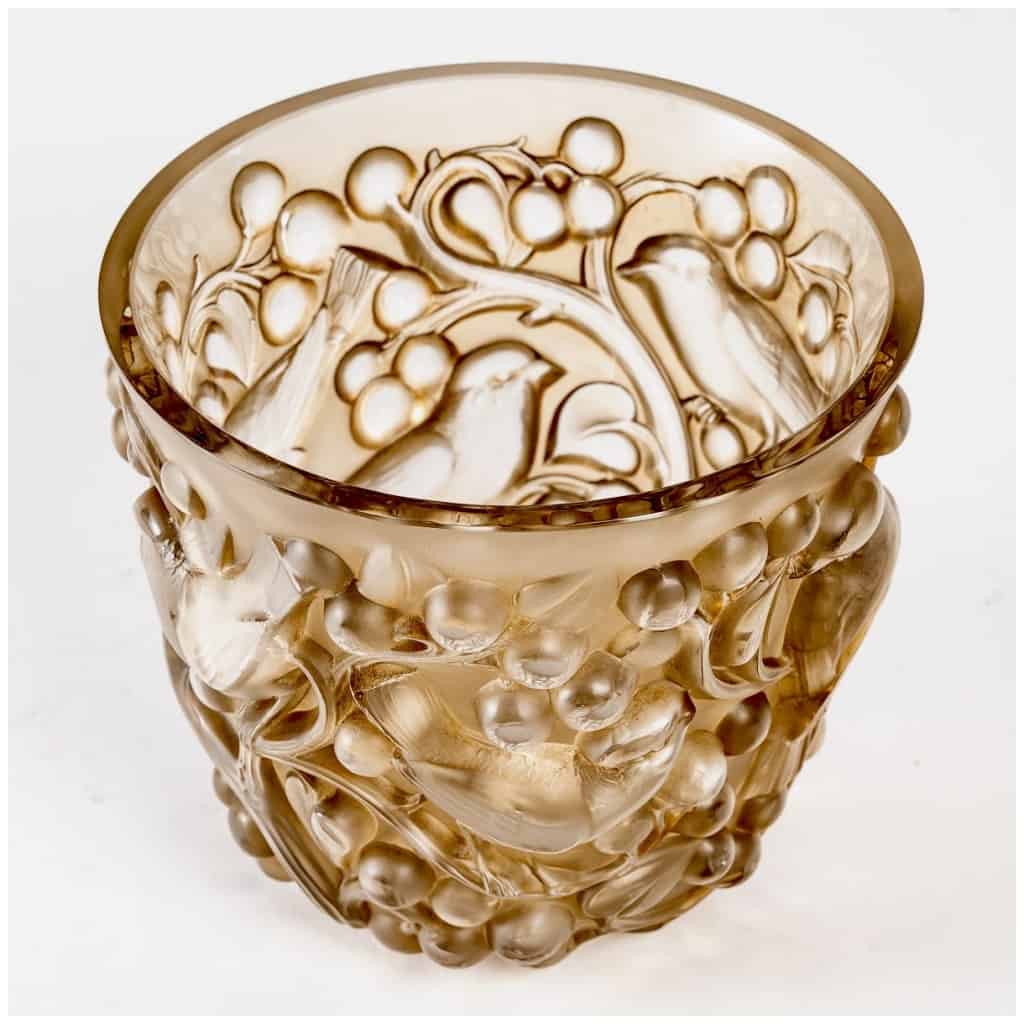1927 René Lalique – Vase Avallon Verre Blanc Patiné Sépia 5