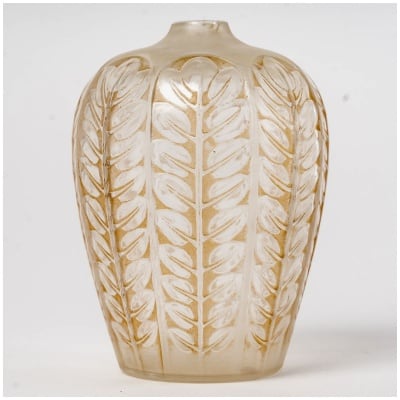 1924 René Lalique – Vase Tournai Verre Blanc Patiné Sépia