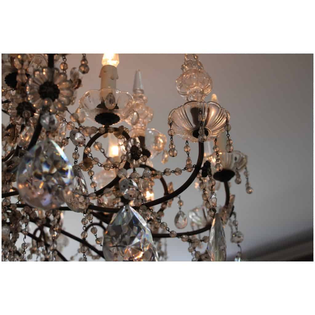 Italian chandelier with crystal pendants and carved wood from the 19th century 12