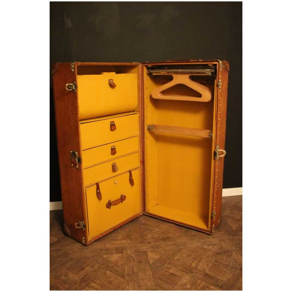 lv wardrobe trunk