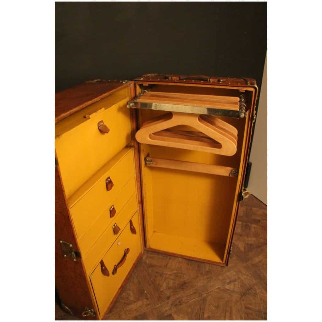 Vintage Louis Vuitton wardrobe trunk with iron board - Pinth