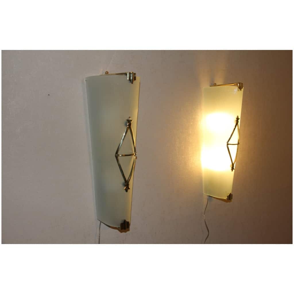 Pair of Petitot cinema sconces in striated glass 5