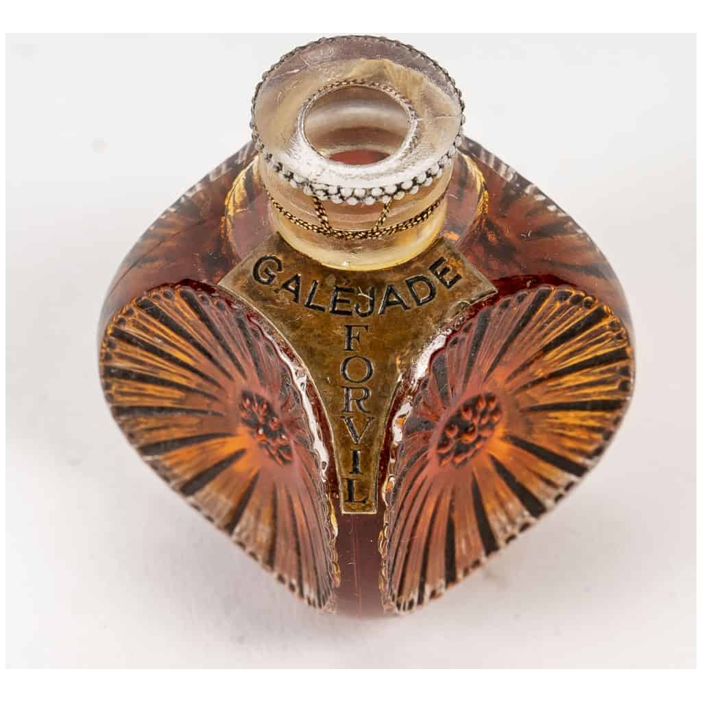 1922 René Lalique – Galéjade Bottle White Glass With Sepia Patina For Forvil 5
