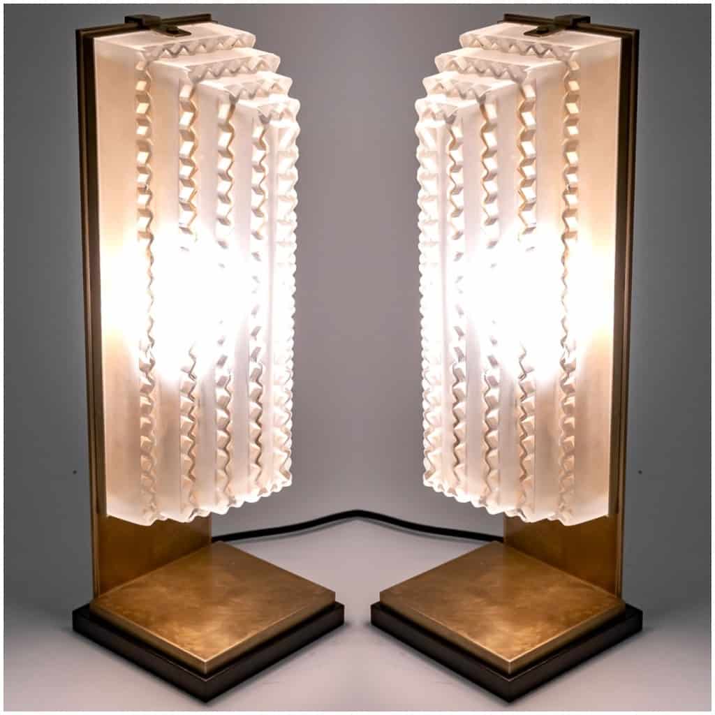1935 René Lalique – Paire d’Appliques Art Déco Normandie Montées En Lampes Verre Blanc 6