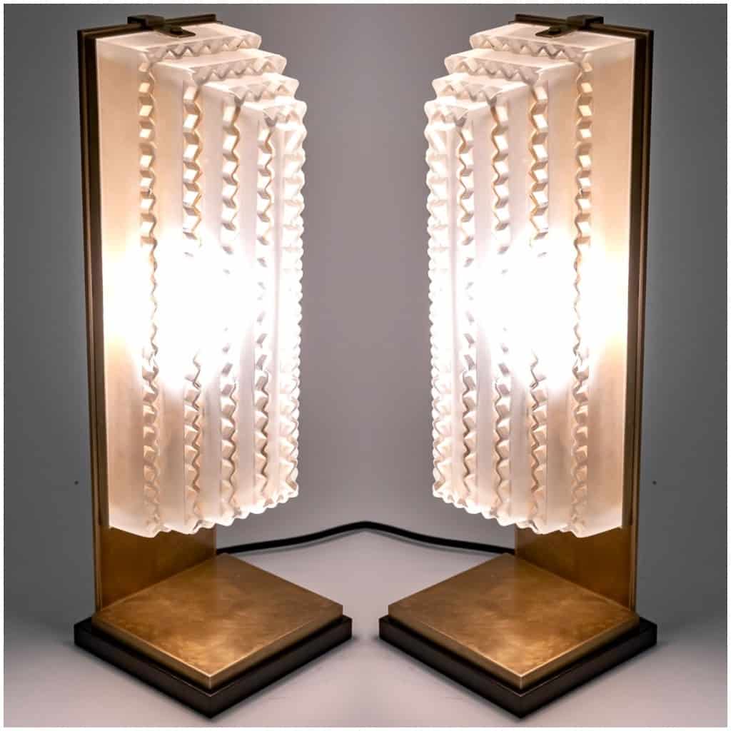 1935 René Lalique – Paire d’Appliques Art Déco Normandie Montées En Lampes Verre Blanc 6