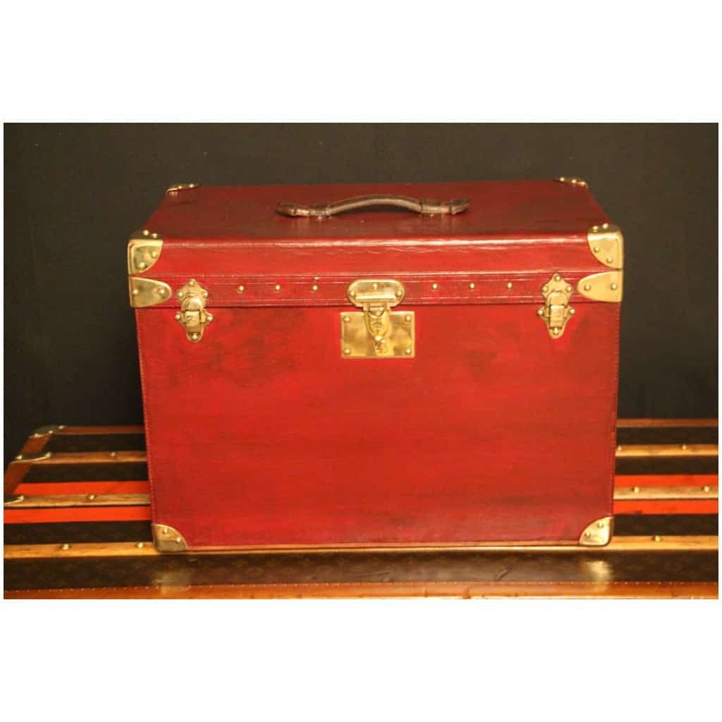 Red Goyard trunk Hermes 6