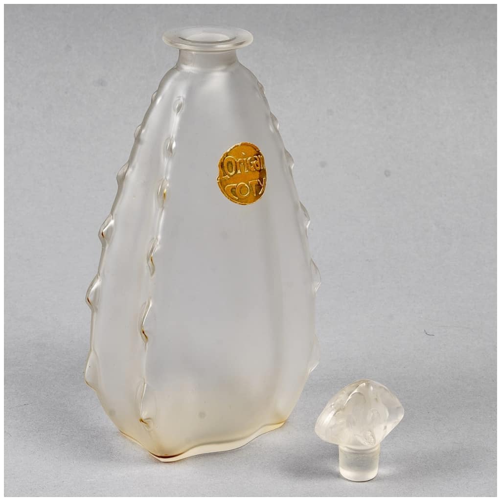 1912 René Lalique – 3 White Glass Oregano Bottles For Coty 11