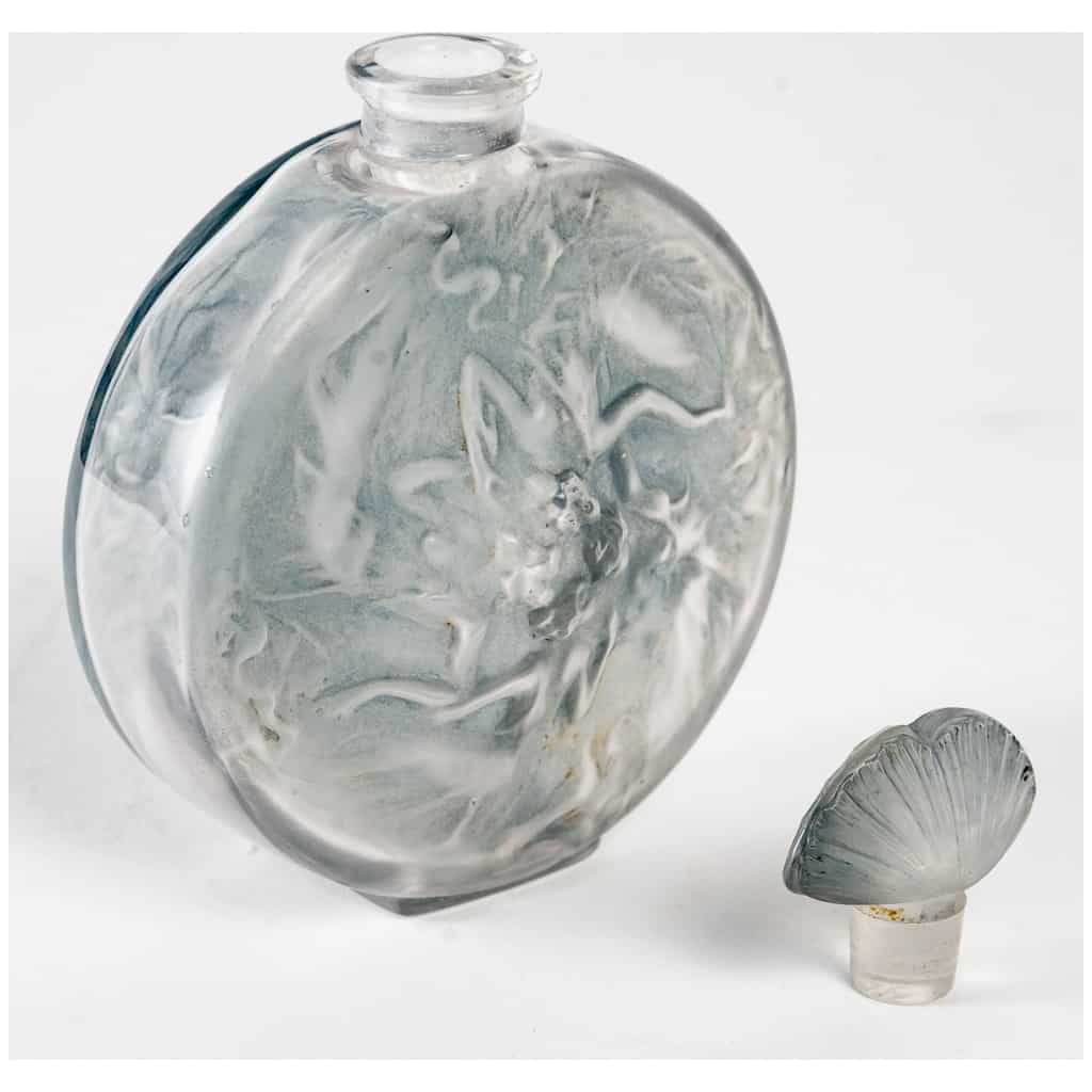 1912 René Lalique – Rosace Bottle Figurines White Glass with Blue Patina 6