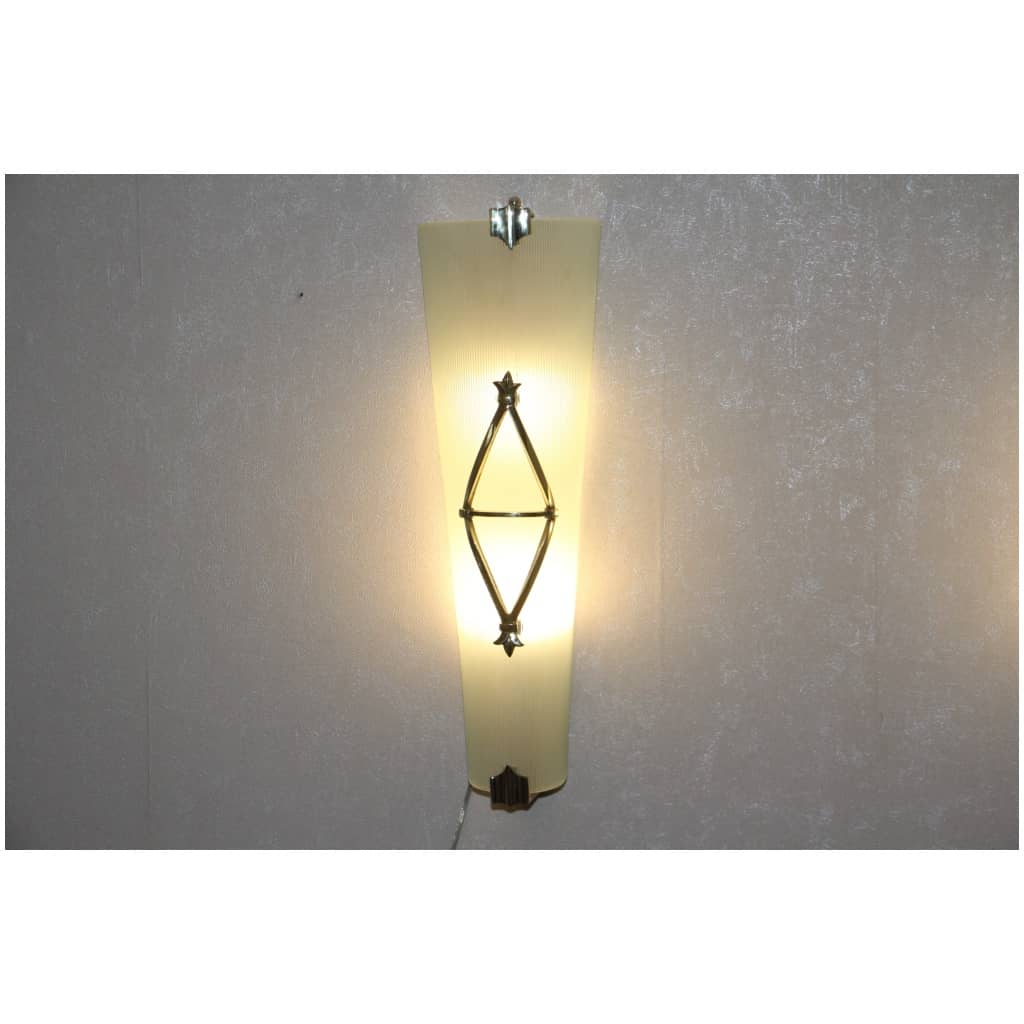 Pair of Petitot cinema sconces in striated glass 7