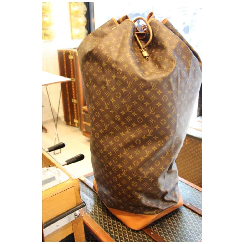 Louis Vuitton large travel duffel bag - Les Puces de Paris Saint-Ouen