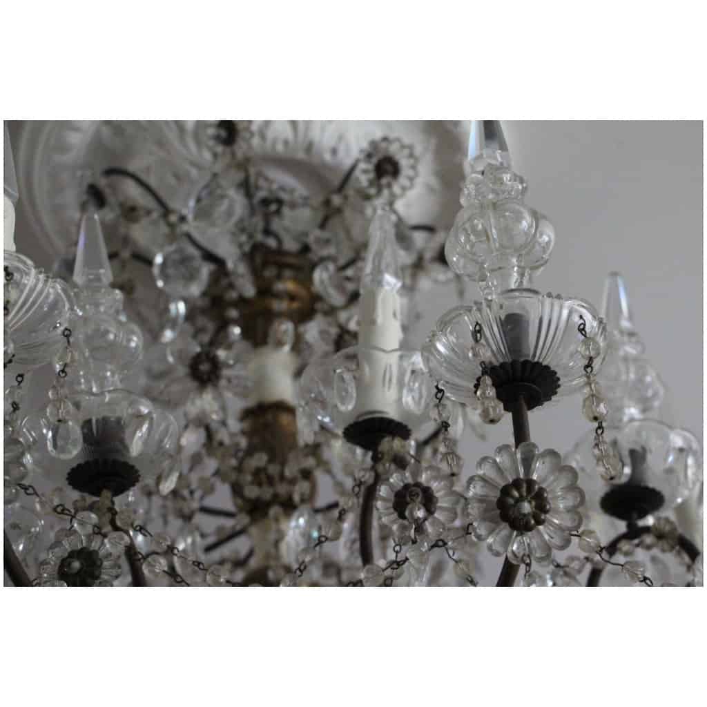Italian chandelier with crystal pendants and carved wood from the 19th century 26