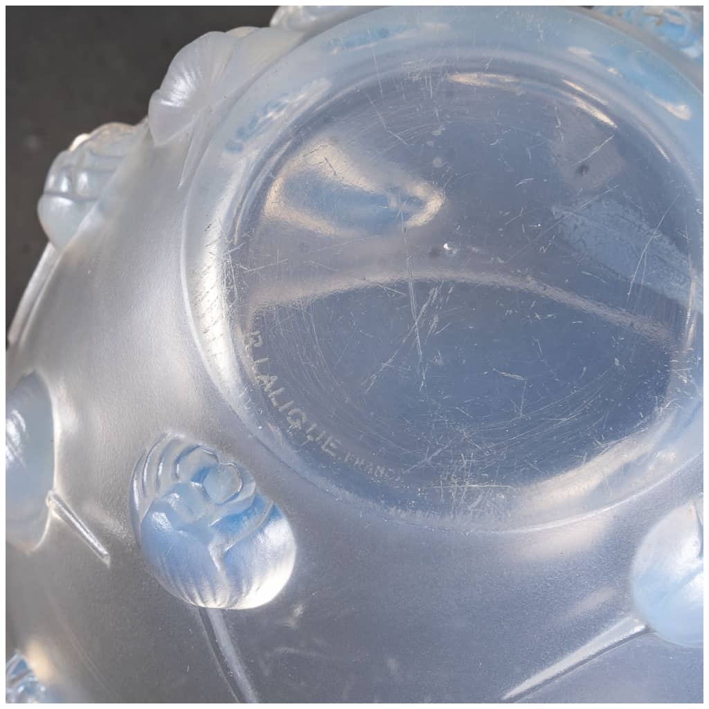 1937 René Lalique – Vase Pivoines Verre Opalescent 8