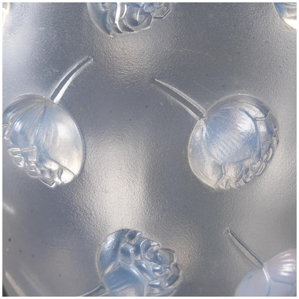 1937 René Lalique – Vase Pivoines Verre Opalescent 7
