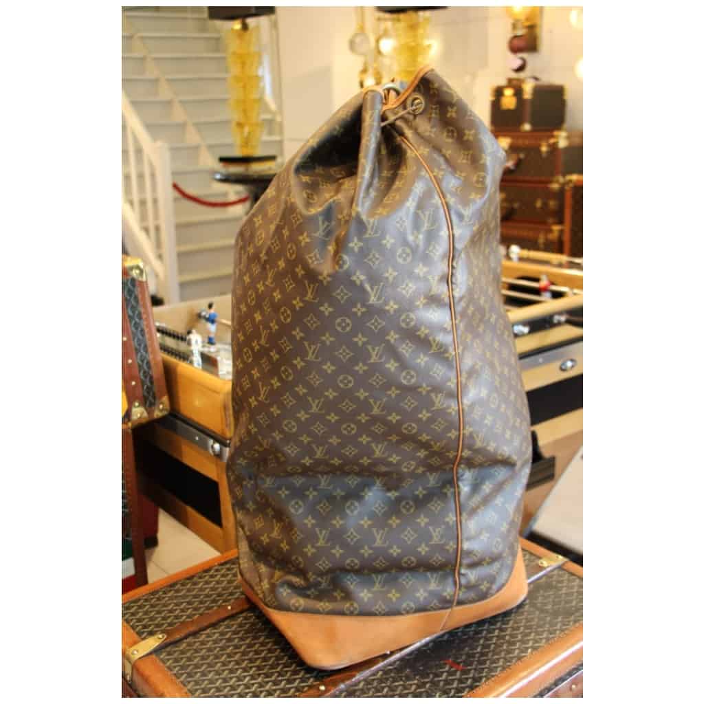 Large Louis Vuitton travel duffel bag 9