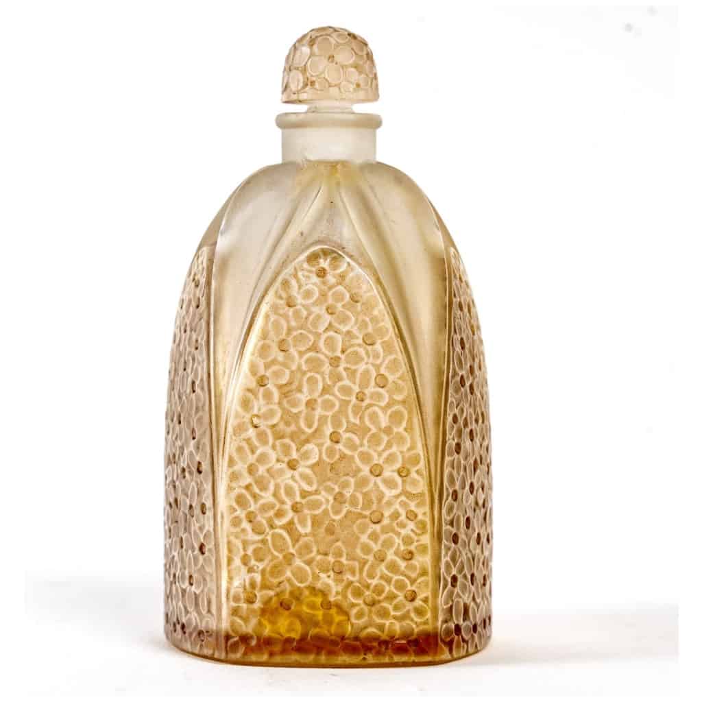 1925 René Lalique – Bottle Le Lilas White Glass With Sepia Patina For Gabilla 4