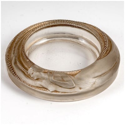 1927 René Lalique – Cendrier Anthéor Verre Blanc Patiné Sépia