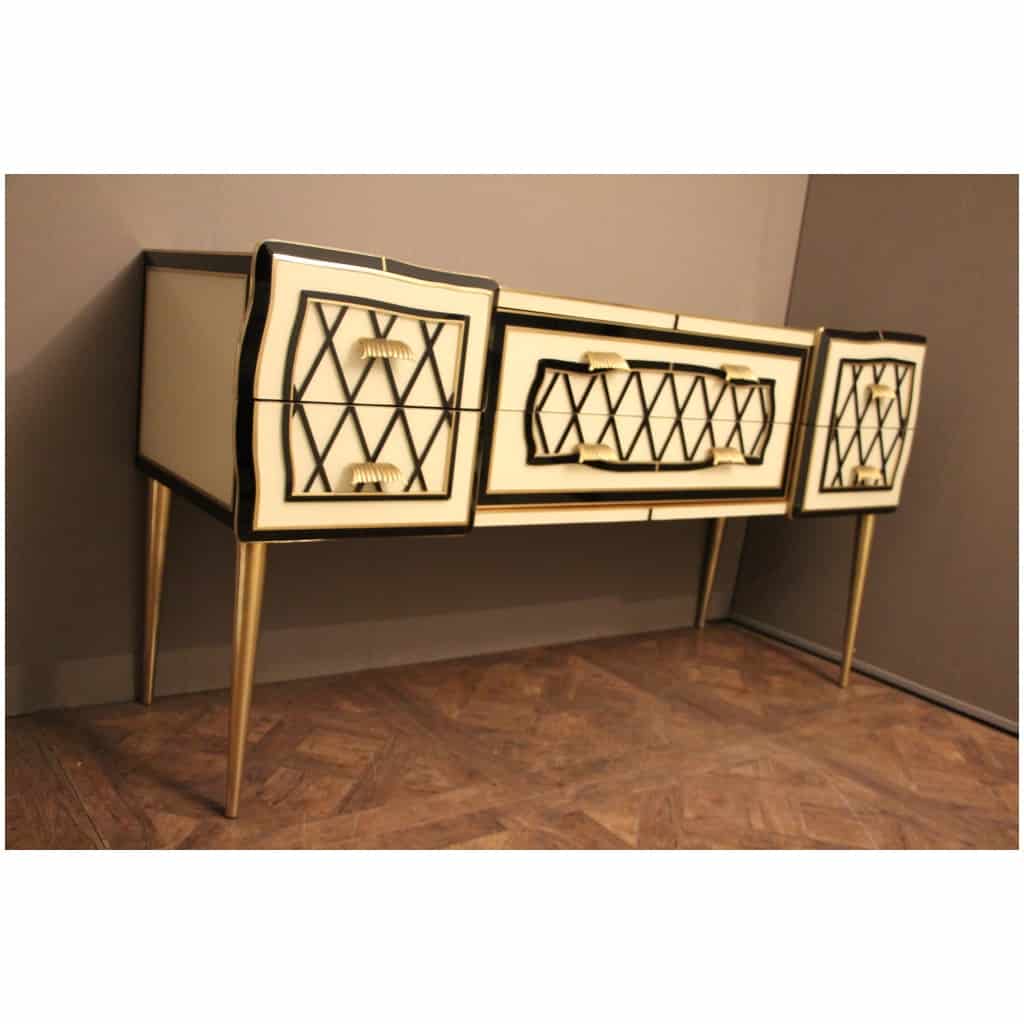 White and black Murano glass sideboard 10