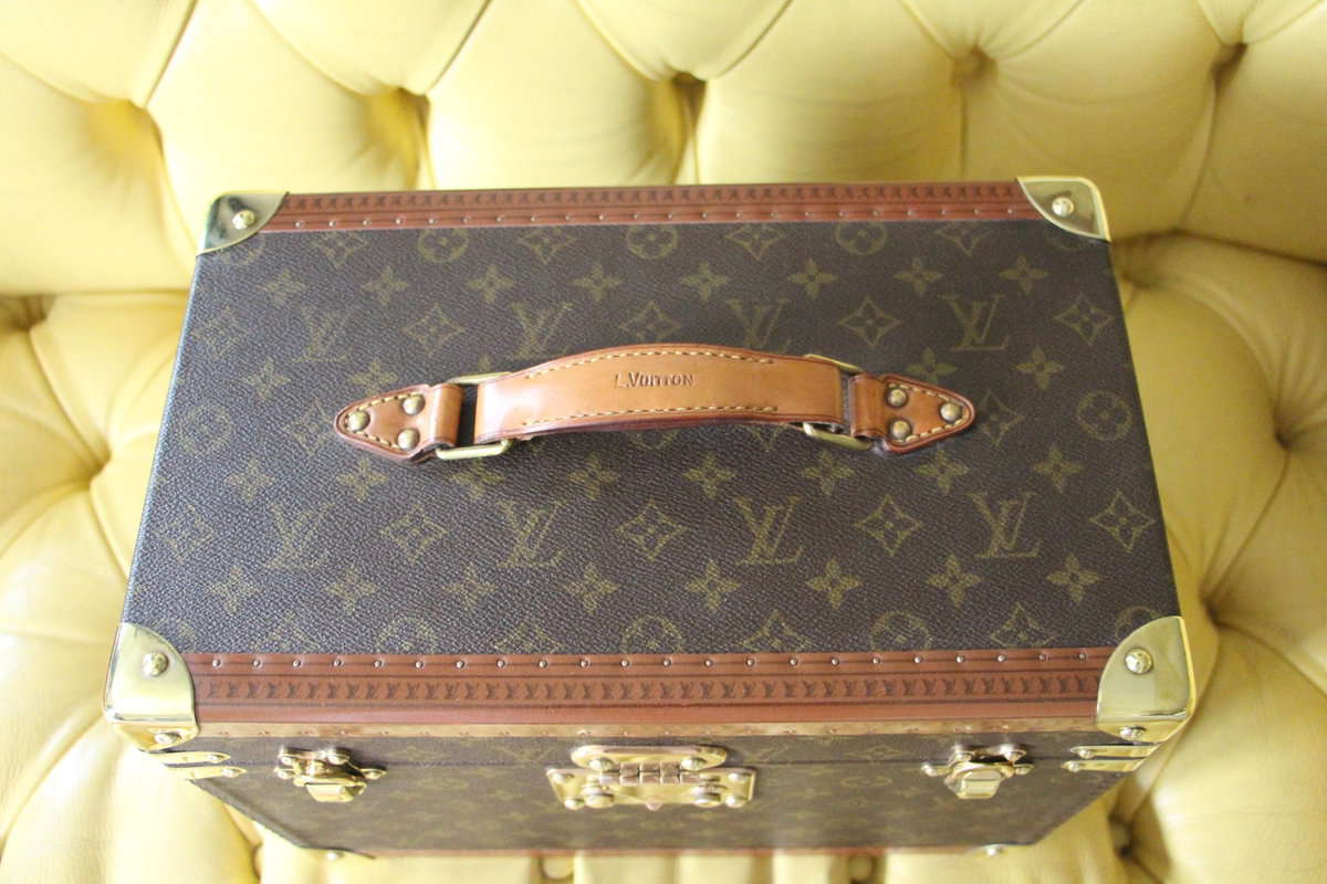 Vintage Louis Vuitton Monogram Boite Pharmacie Train Case Vanity Travel Bag  at 1stDibs  louis vuitton vanity case vintage, vintage louis vuitton  vanity case, louis vuitton train case vintage