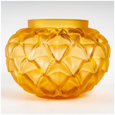 Lalique France – Vase Languedoc Cristal Jaune Ambré