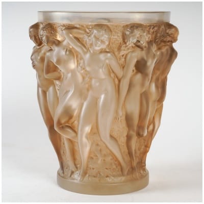 1927 René Lalique – Vase Bacchantes Verre Blanc Patiné Sépia