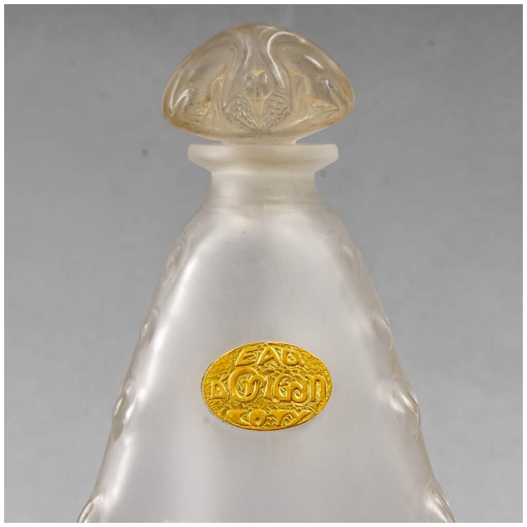 1912 René Lalique – 3 White Glass Oregano Bottles For Coty 8