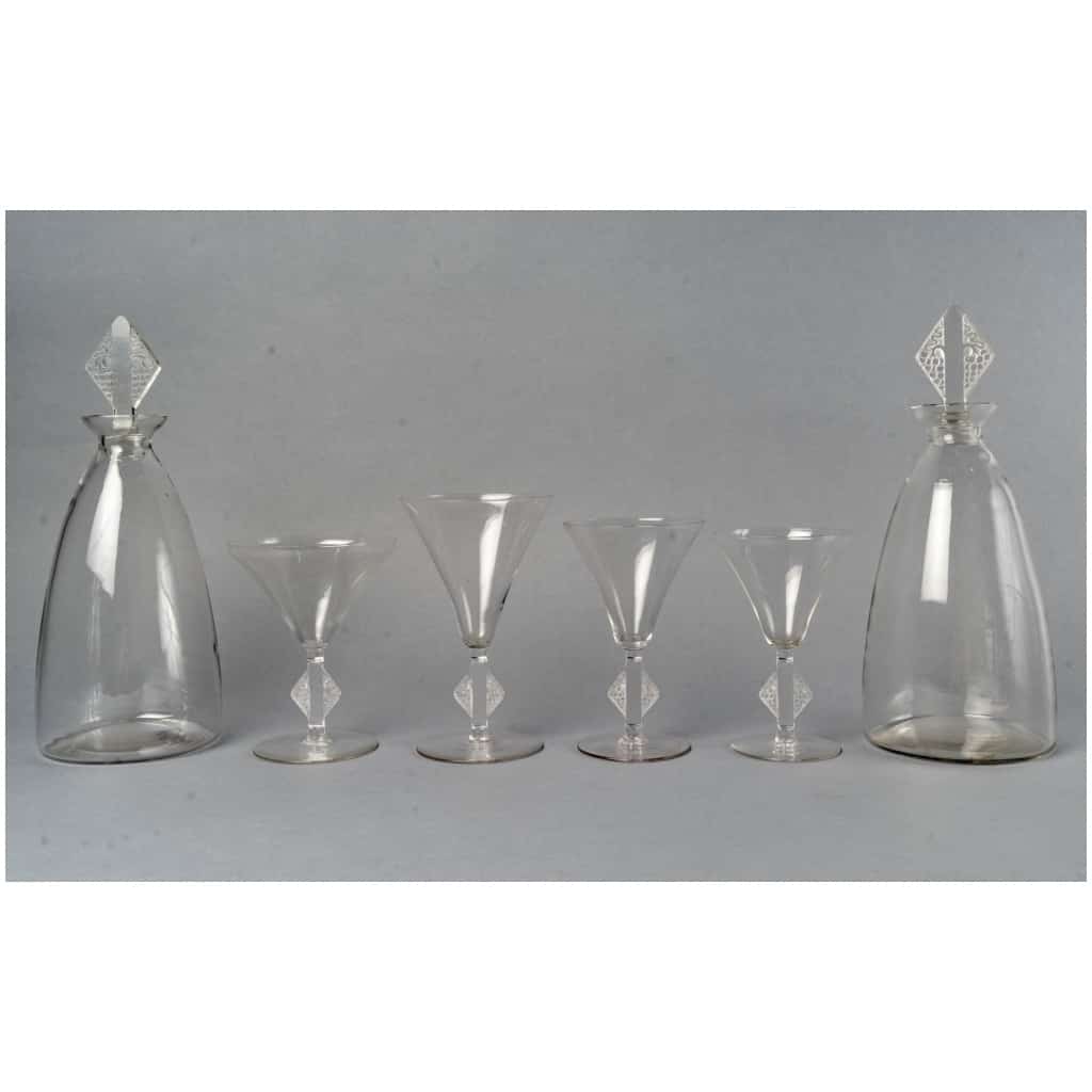 1924 René Lalique – Glass Service Savergne White Glass – 34 pieces 3