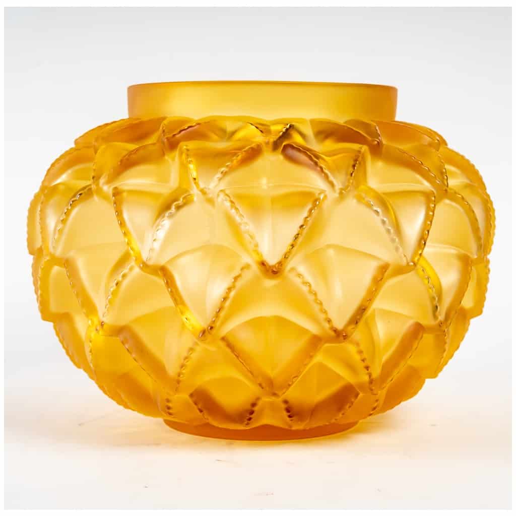 Lalique France – Vase Languedoc Cristal Jaune Ambré 4