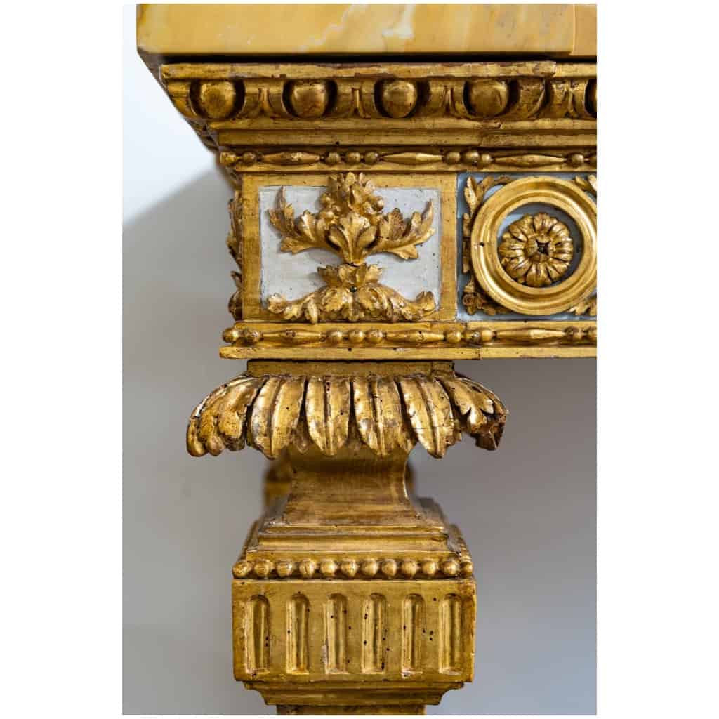 Exceptional console with four legs in carved and gilded wood, Louis period XVI, Italy, Genoa 5
