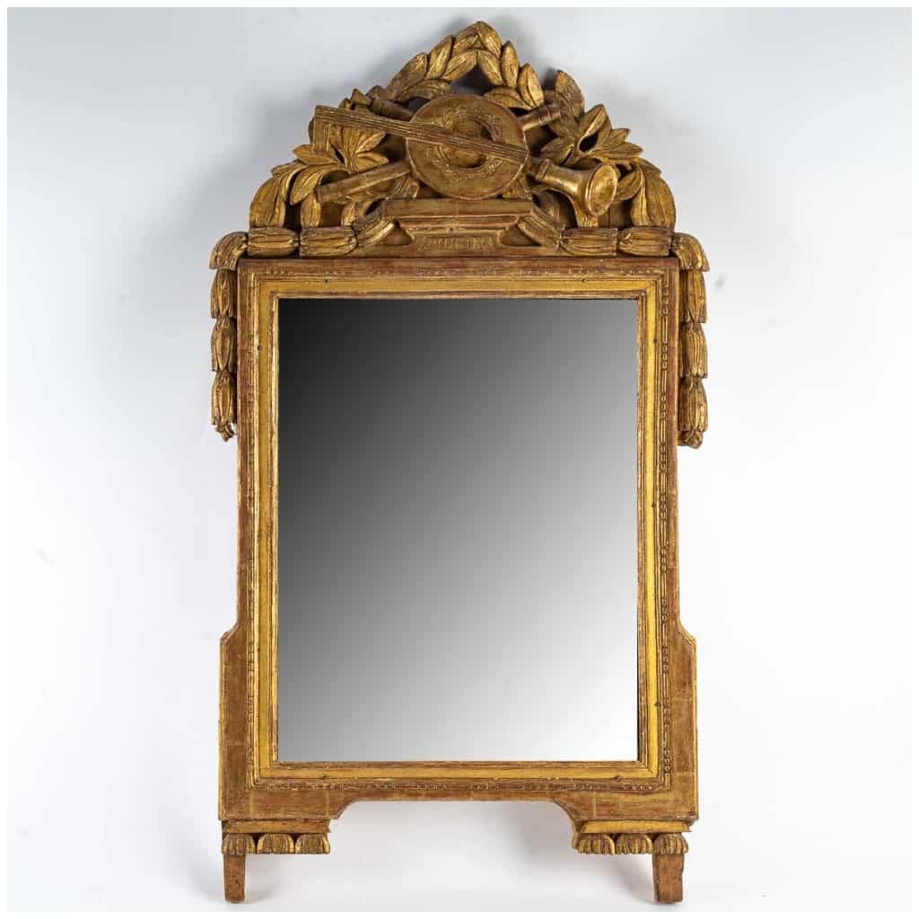 Miroir En Bois Sculpté Doré d’époque Louis XVI 3