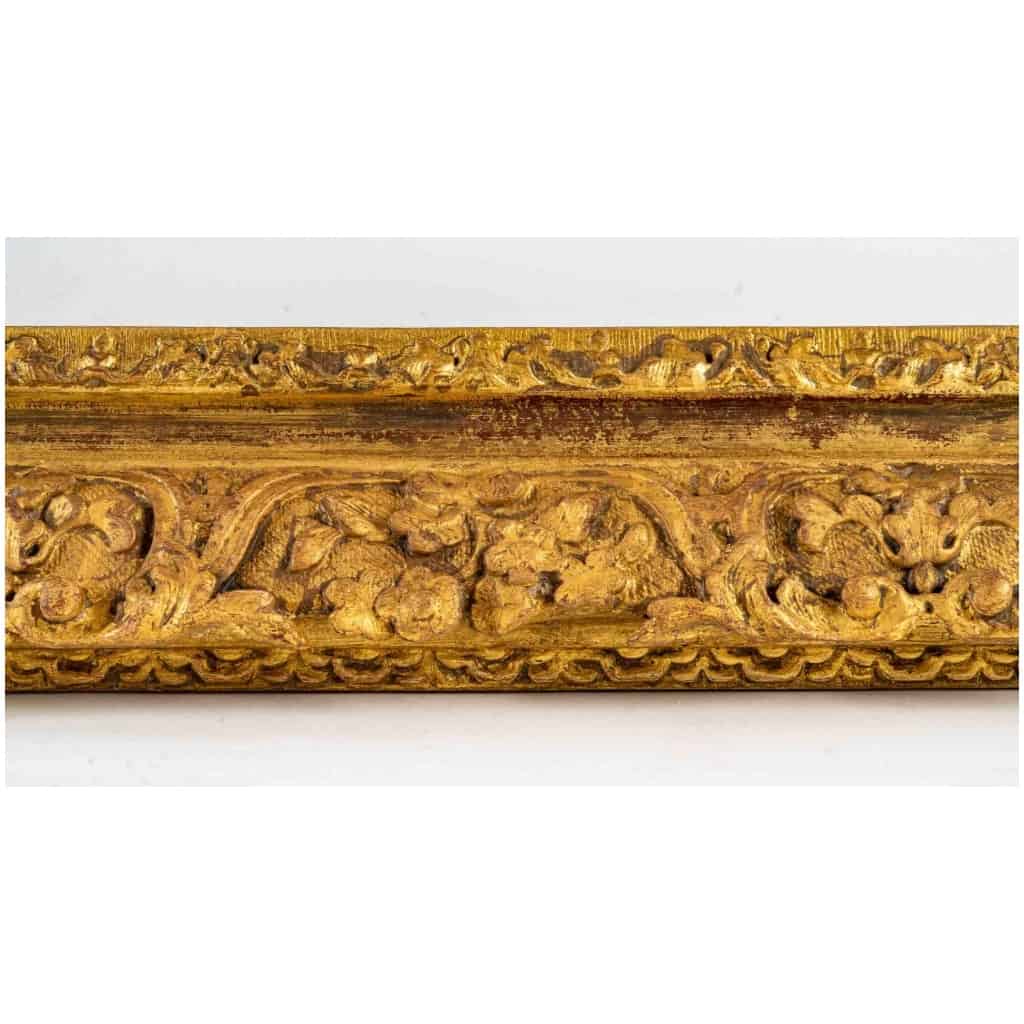Cadre en bois sculpté doré d’époque Louis XIV 6