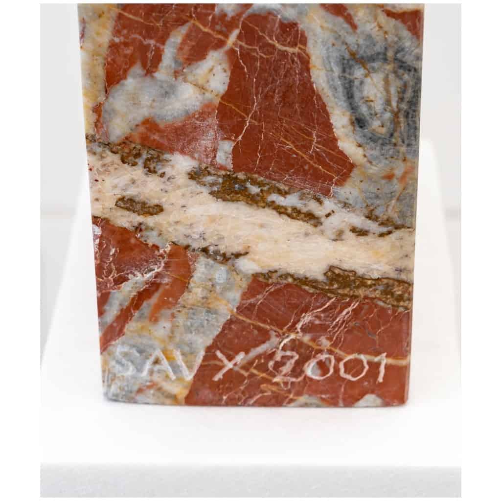 Sculpture en marbre rouge de SAVY 5