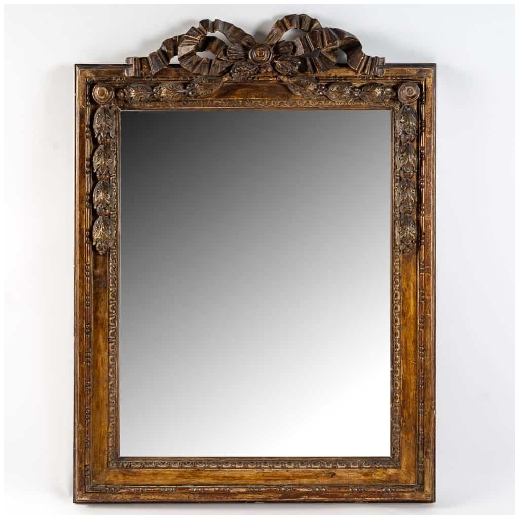 Louis style carved gilt wood frame XVI 3