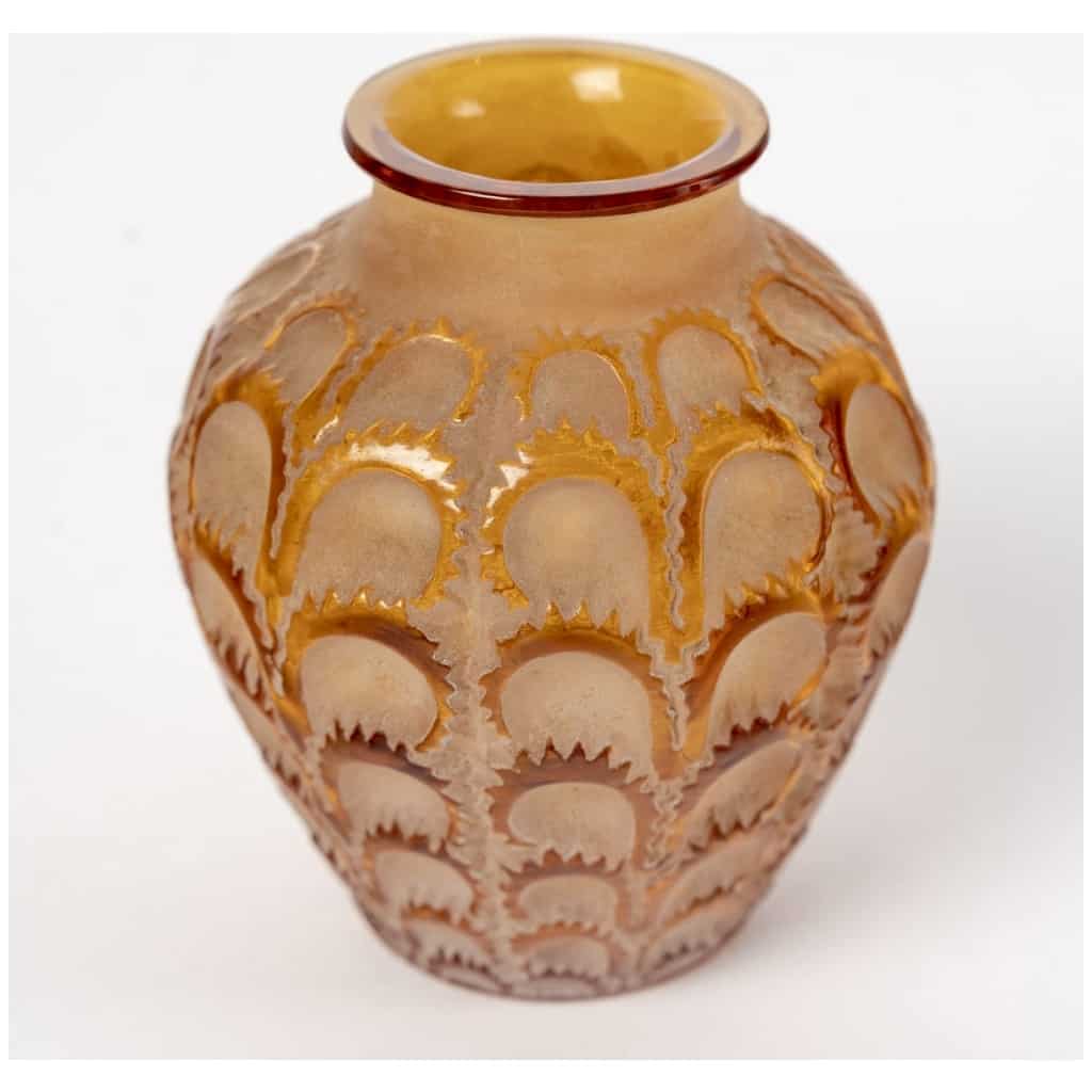 1931 René Lalique – Vase Laiterons Verre Jaune Ambré Patiné Beige 5