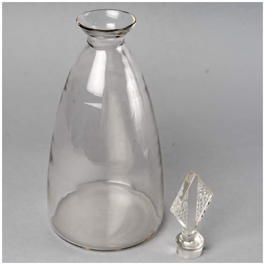 1924 René Lalique – Glass Service Savergne White Glass – 34 pieces 12