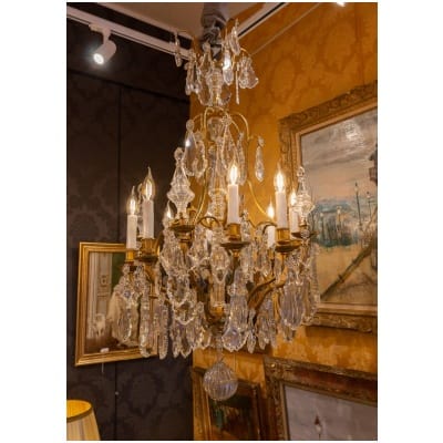 Lustre de style Louis XV en bronze doré et décor de cristal taillé attribué aux Cristalleries de Baccarat vers 1880