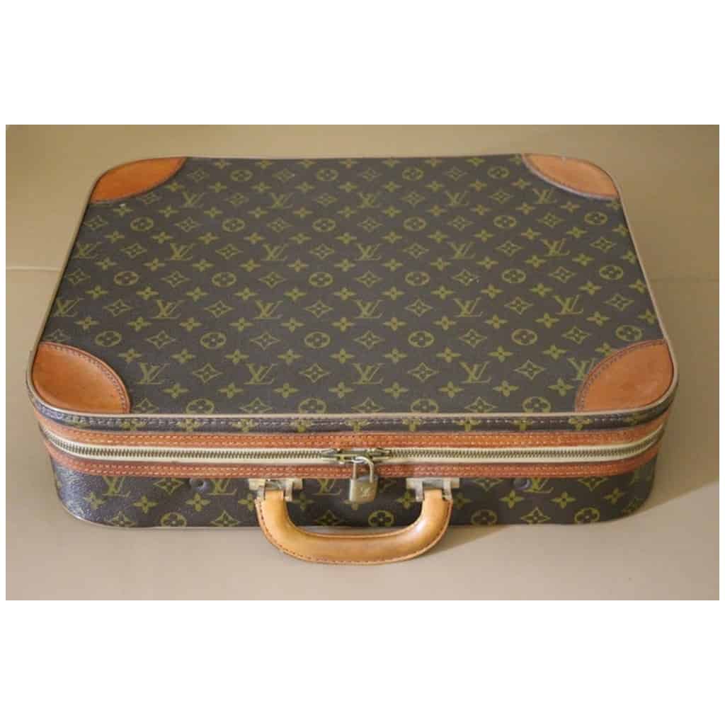 Louis Vuitton semi-rigid cabin suitcase 4