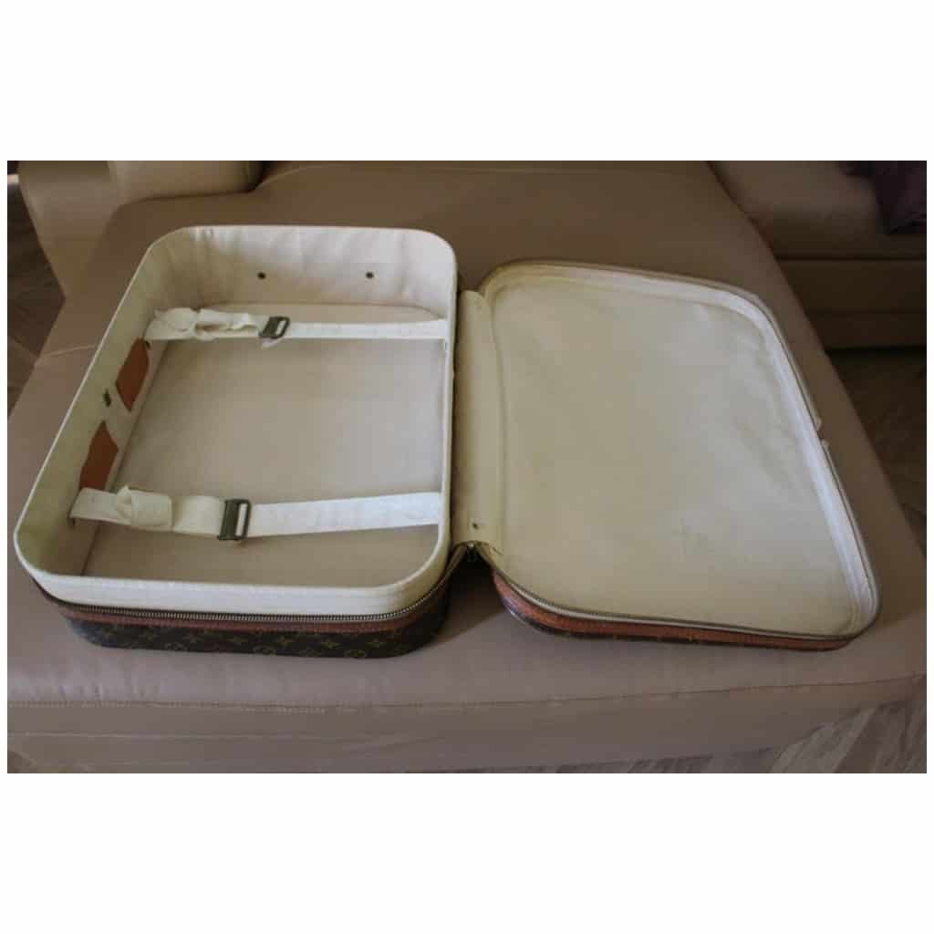 Louis Vuitton semi-rigid cabin suitcase 15