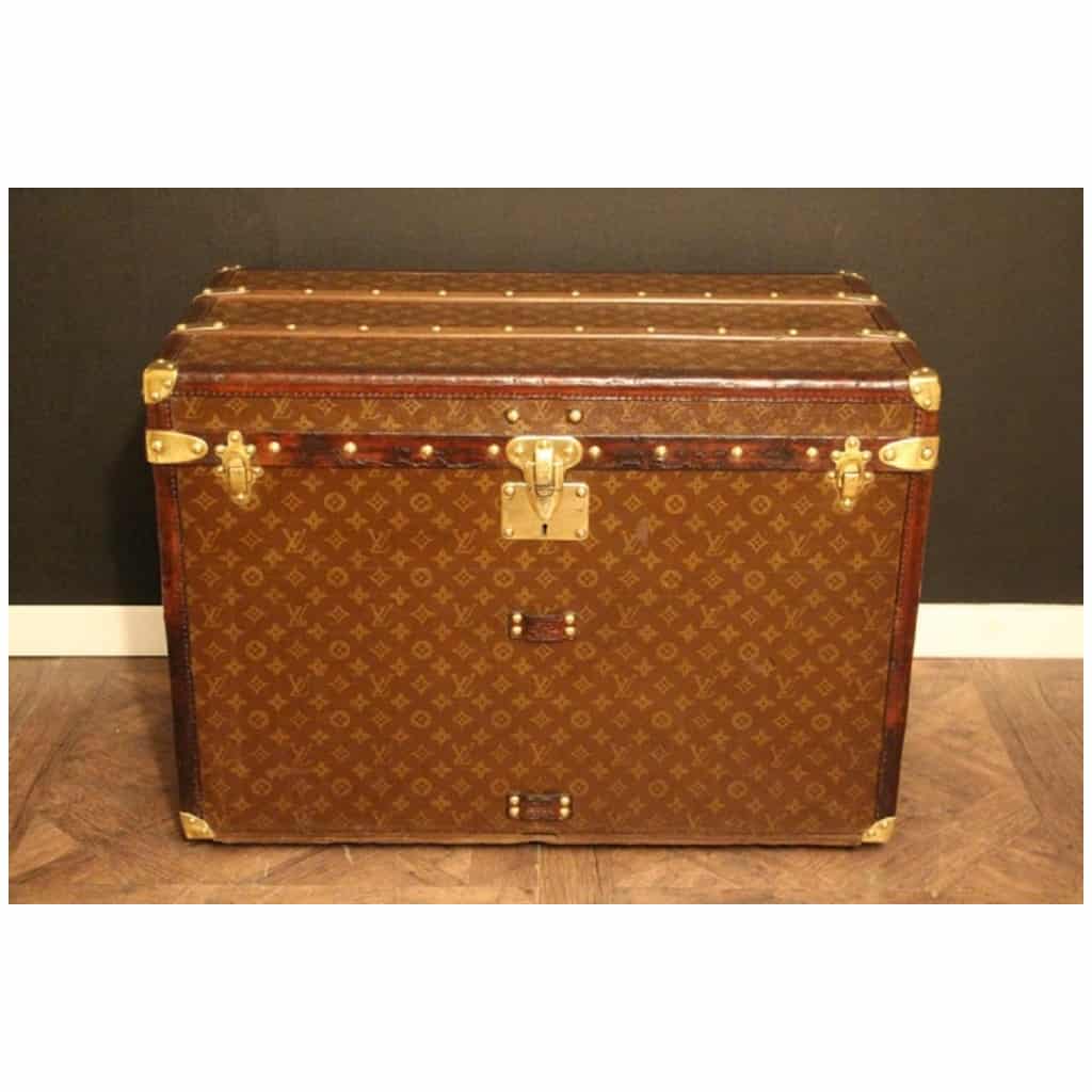 1920s Louis Vuitton Steamer Trunk in Stenciled Monogram -  UK