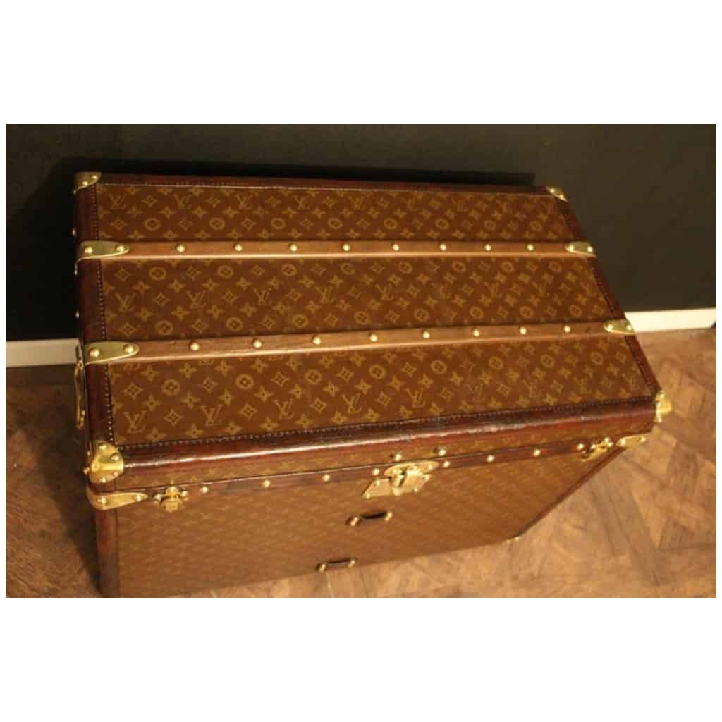 1920s Louis Vuitton trunk, Louis Vuitton hat trunk 8