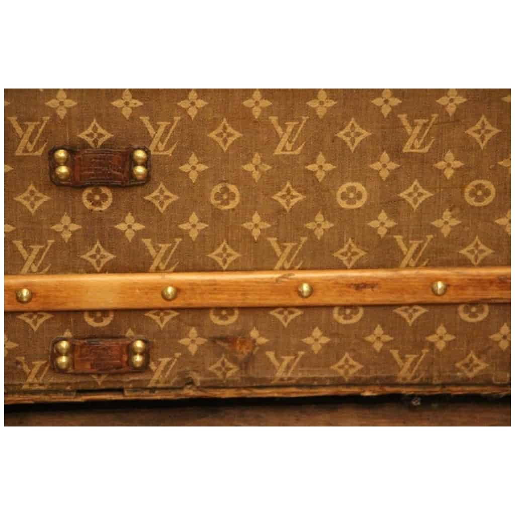 Malle Louis Vuitton en Toile Tissée, Malle Louis Vuitton ancienne 8