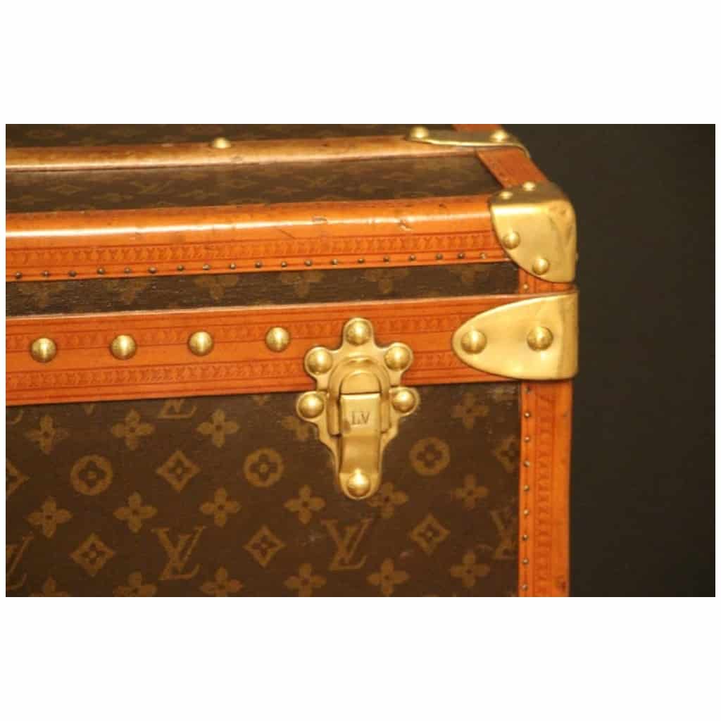 Malle Louis Vuitton des années 1950 en monogramme 90 cm 6