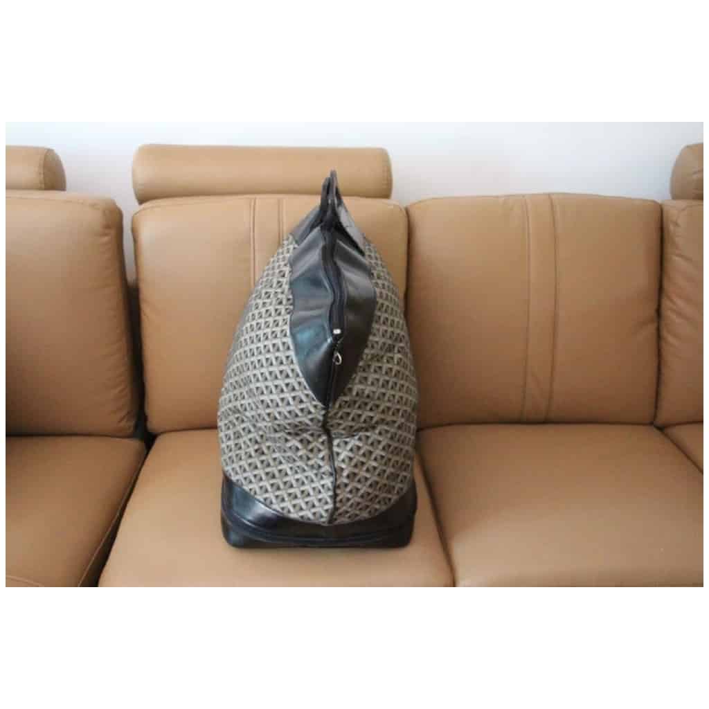 Goyard Steamer Bag - For Sale on 1stDibs  goyard steamer bag price, steamer  pm bag goyard price, goyard steamer backpack